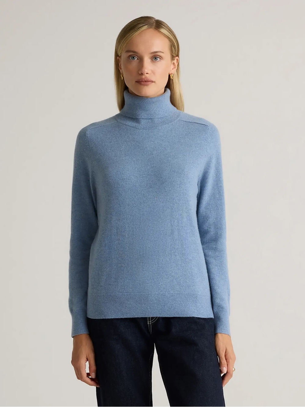 BNWOT Quince Mongolian Cashmere Light Blue Turtleneck Sweater size small